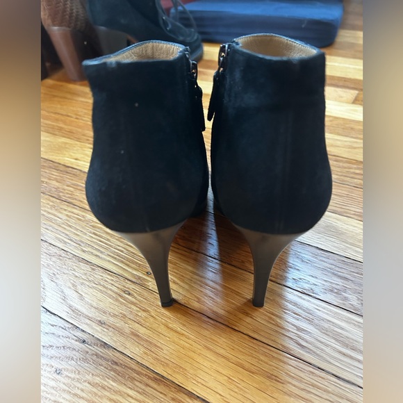 Balenciaga Suede Ankle Boots with Heel EUC size 38.5 - Picture 3 of 5